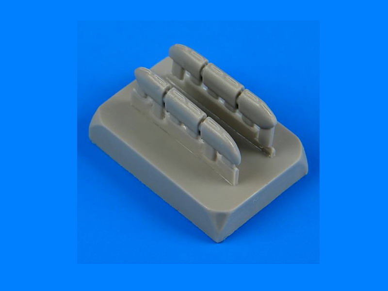 QB72442 Hawker Hurricane Mk. I - early exhaust 1/72